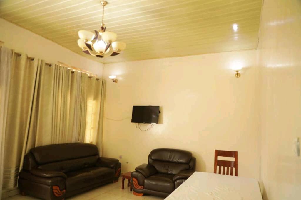 City Lock Villa 2 基加利 外观 照片